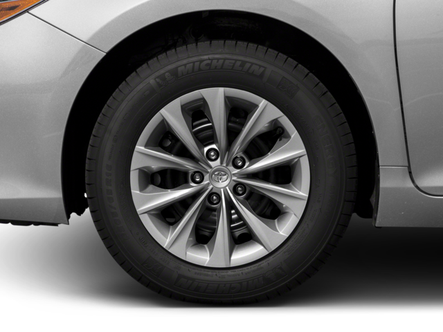 2017 Toyota Camry LE w VERY LOW MILES