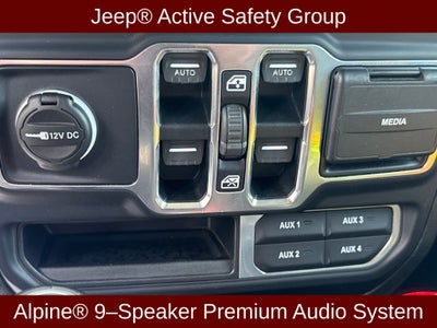 2019 Jeep Wrangler Unlimited Moab w/VERY LOW MILES