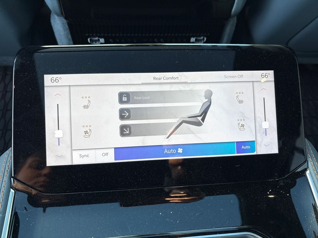 2024 Jeep Grand Wagoneer Series III