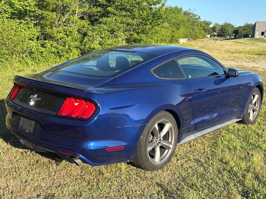 2016 Ford Mustang V6