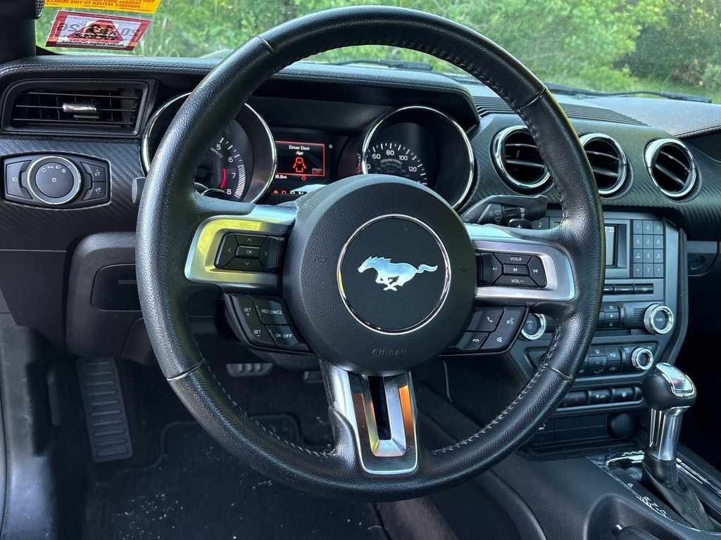 2016 Ford Mustang V6