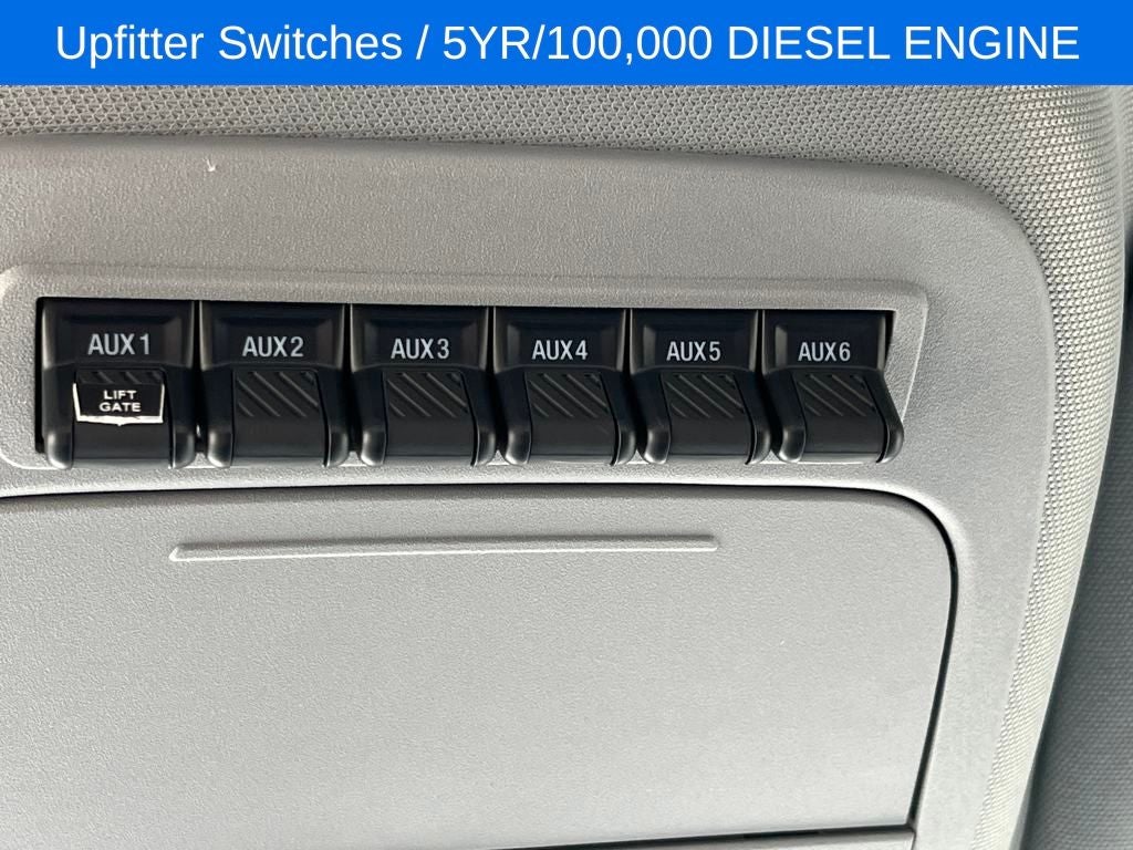 2025 Ford F-350SD XL w/Reading Stake Body w/Tommy Gate