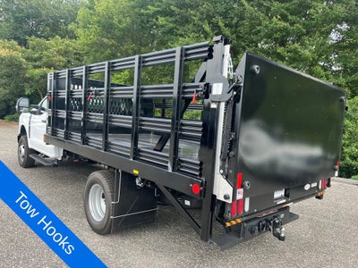 2025 Ford F-350SD XL w/Reading Stake Body w/Tommy Gate