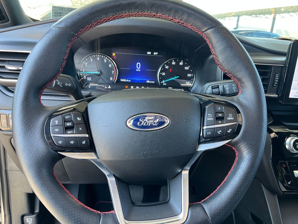 2023 Ford Explorer ST-Line
