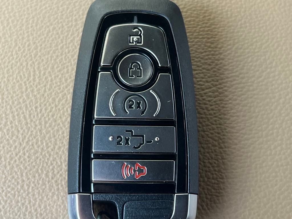 2025 Ford F-350SD Lariat