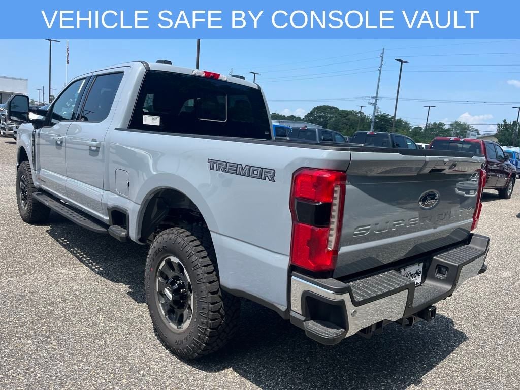 2025 Ford F-350SD Lariat