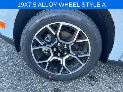 2025 Ford Maverick Lariat