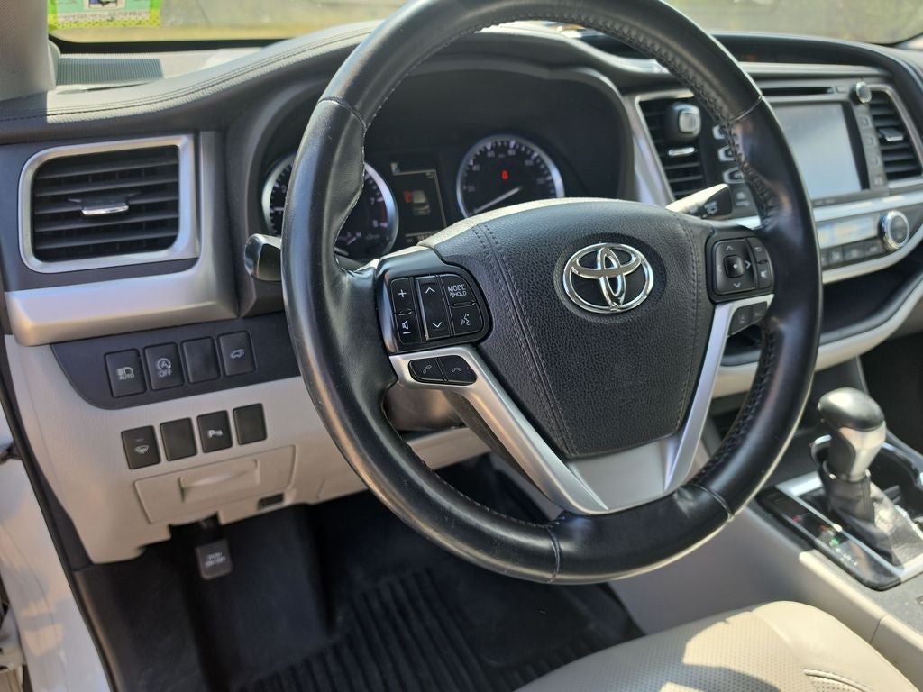 2017 Toyota Highlander Limited