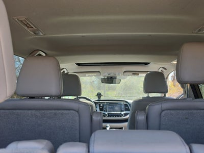 2017 Toyota Highlander Limited