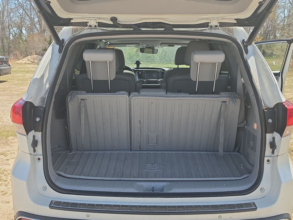 2017 Toyota Highlander Limited