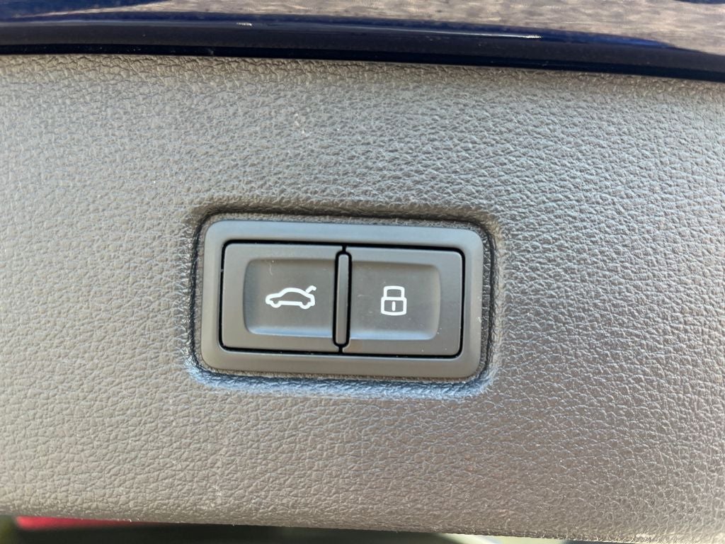 2019 Audi Q7 55 Premium Plus quattro