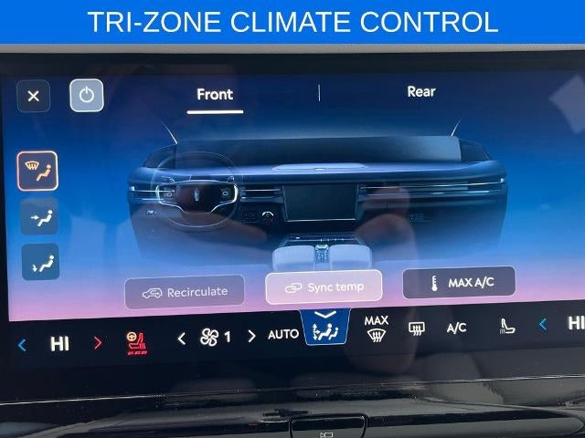 2026 Lincoln Navigator Premiere